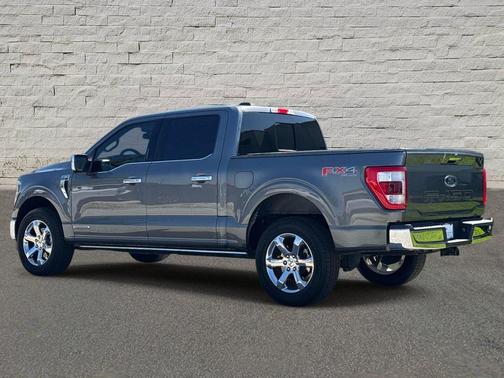 Carbonized Gray Metallic 2023 Ford F-150 Lariat