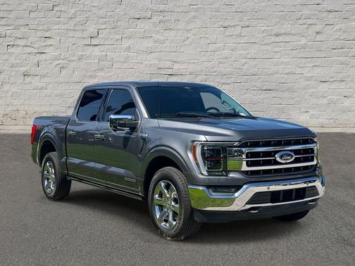 Carbonized Gray Metallic 2023 Ford F-150 Lariat