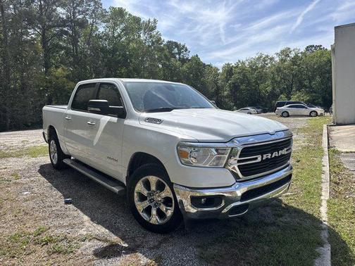 Bright White Clearcoat 2020 RAM 1500 Big Horn/Lone Star