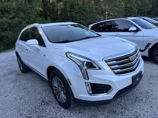 Crystal White Tricoat 2019 Cadillac XT5 Luxury