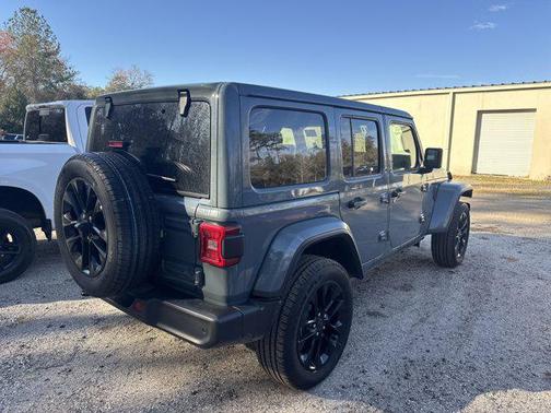 2025 Jeep Wrangler 4xe Sahara
