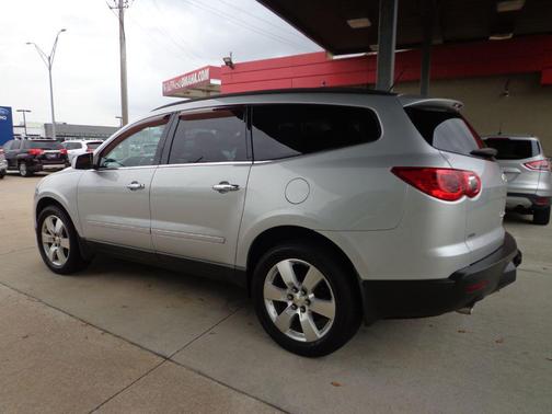 2011 Chevrolet Traverse LTZ