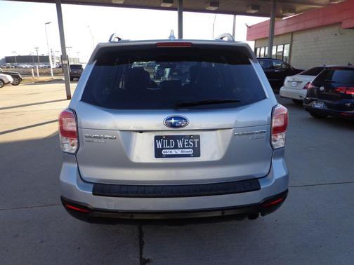 2017 Subaru Forester 2.5i Touring