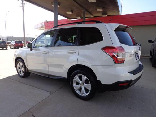 2014 Subaru Forester 2.5i Touring