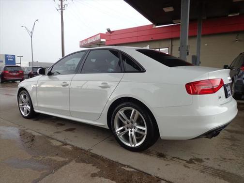 2016 Audi A4 2.0T Premium