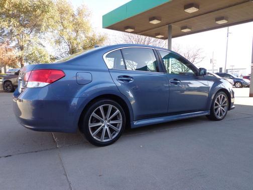 2014 Subaru Legacy Sport