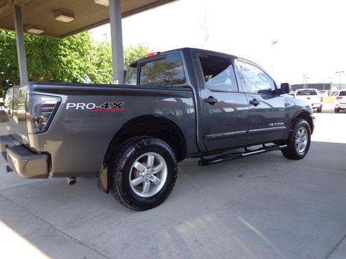 Smoke 2011 Nissan Titan Pro-4X