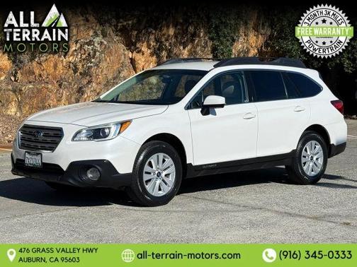 White 2017 Subaru Outback 2.5i Premium