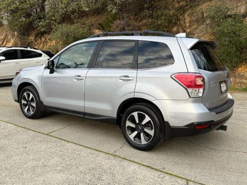 2017 Subaru Forester 2.5i Limited