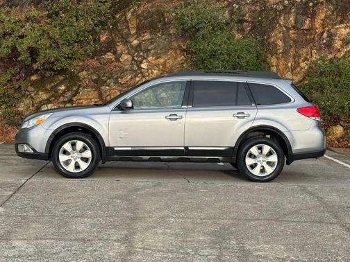2011 Subaru Outback 2.5i Limited