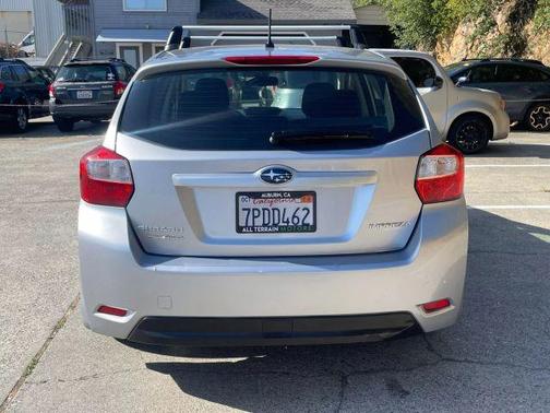 2012 Subaru Impreza 2.0i