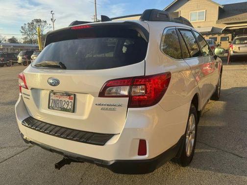 2016 Subaru Outback 2.5i Premium