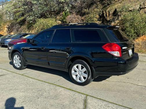 2009 Subaru Outback 2.5i