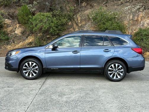 Twilight Blue Metallic 2017 Subaru Outback 2.5i Limited