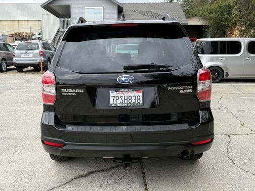 Crystal Black Silica 2016 Subaru Forester 2.5i Touring