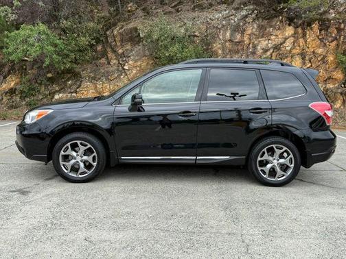 Crystal Black Silica 2016 Subaru Forester 2.5i Touring