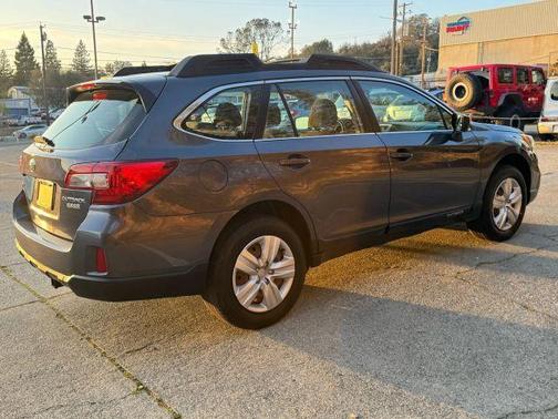 2015 Subaru Outback 2.5i
