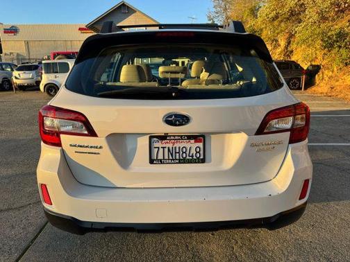 2016 Subaru Outback 2.5i