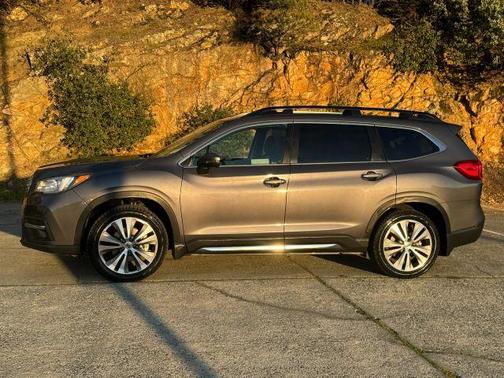 2020 Subaru Ascent Limited 8-Passenger