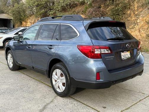 2015 Subaru Outback 2.5i