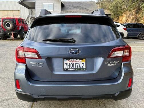 2015 Subaru Outback 2.5i