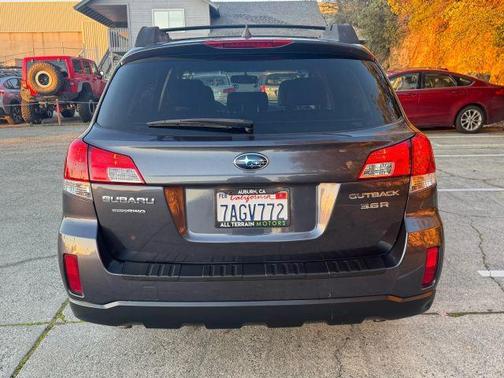 2013 Subaru Outback 3.6R Limited