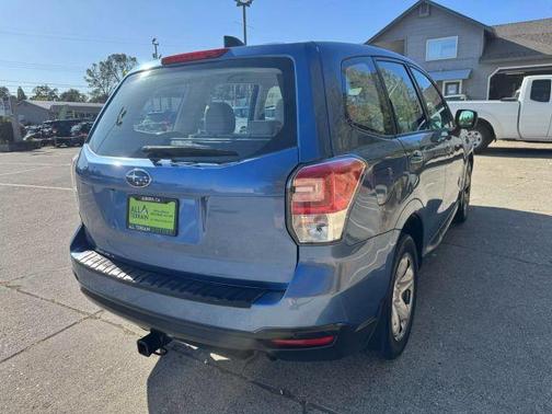 2017 Subaru Forester 2.5i