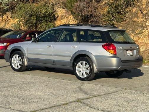2007 Subaru Outback 2.5i Limited