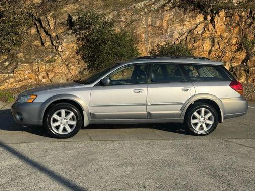 2007 Subaru Outback 2.5i Limited