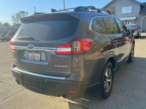 Magnetite Gray Metallic 2019 Subaru Ascent Premium 8-Passenger