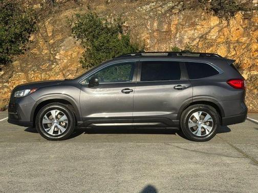 Magnetite Gray Metallic 2019 Subaru Ascent Premium 8-Passenger