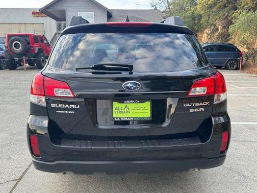 2011 Subaru Outback 3.6R Limited
