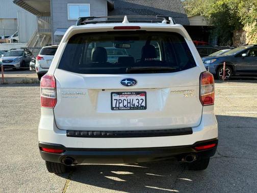 Crystal White Pearl 2016 Subaru Forester 2.0XT Touring