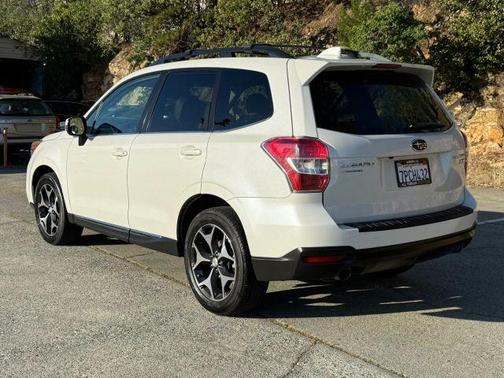 Crystal White Pearl 2016 Subaru Forester 2.0XT Touring