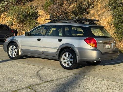 2007 Subaru Outback 2.5i