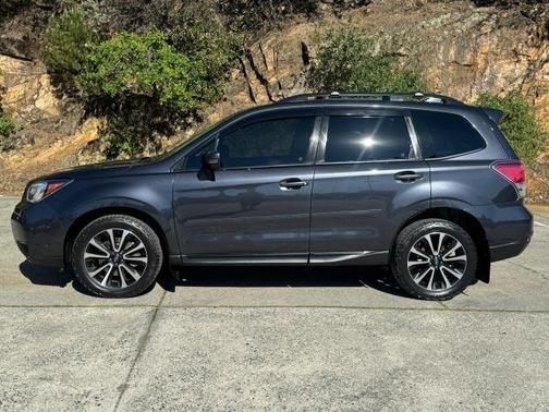 Dark Gray Metallic 2018 Subaru Forester 2.0XT Touring