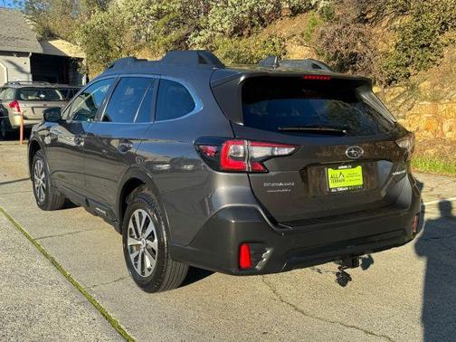 2021 Subaru Outback Premium