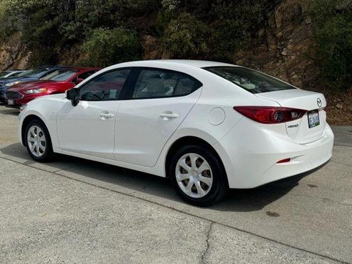 2018 Mazda Mazda3 Sport