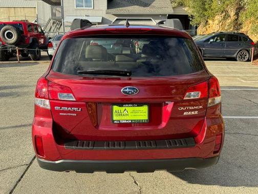 2011 Subaru Outback 2.5i Limited