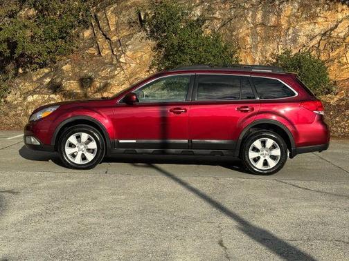 2011 Subaru Outback 2.5i Limited