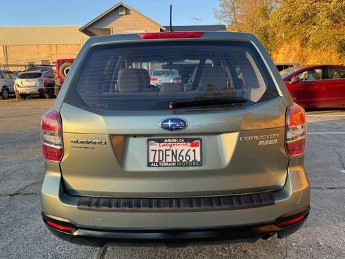 2014 Subaru Forester 2.5i