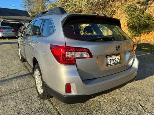 2016 Subaru Outback 2.5i