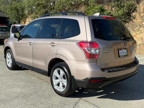 Burnished Bronze Metallic 2016 Subaru Forester 2.5i Premium