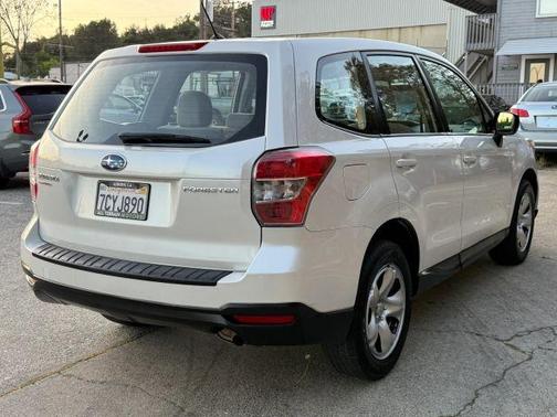 2014 Subaru Forester 2.5i