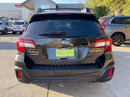 2018 Subaru Outback 2.5i