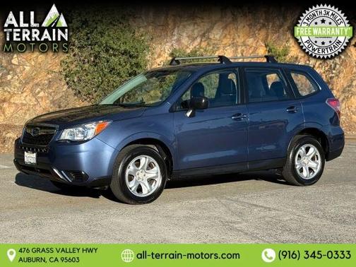 Blue 2014 Subaru Forester 2.5i