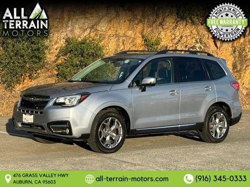 Ice Silver Metallic 2017 Subaru Forester 2.5i Touring