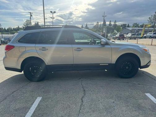2012 Subaru Outback 3.6R Limited