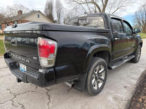 2017 Toyota Tacoma Limited