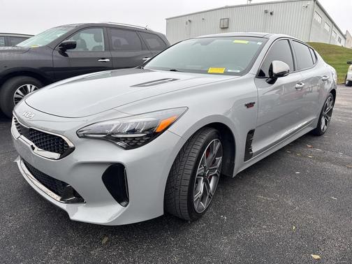 2022 Kia Stinger GT1